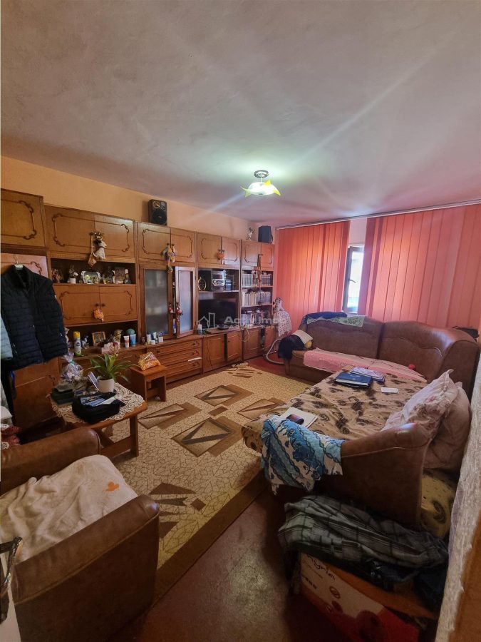 Apartament 2 cam decomandat zona 800 - 