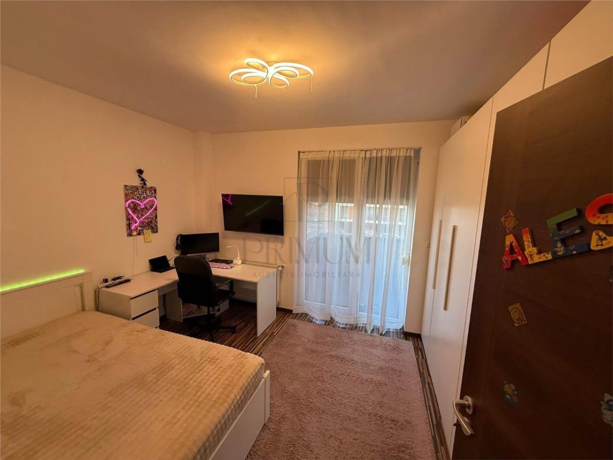 TORONTALULUI | 3 CAM | 2 BAI | ET.2 | LOC PARCARE | BOXA | LIFT || - foto 3