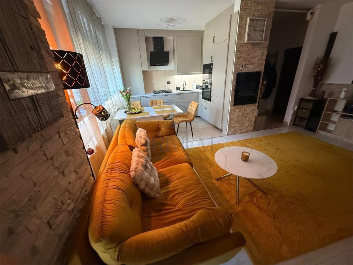 TORONTALULUI | 3 CAM | 2 BAI | ET.2 | LOC PARCARE | BOXA | LIFT || - foto 9