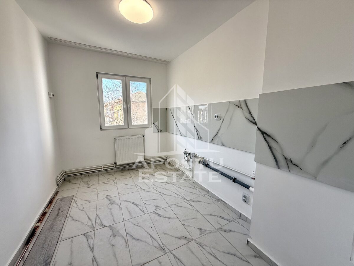 Apartament cu 2 camere de vanzare, zona Dambovita, Timisoara - foto 3