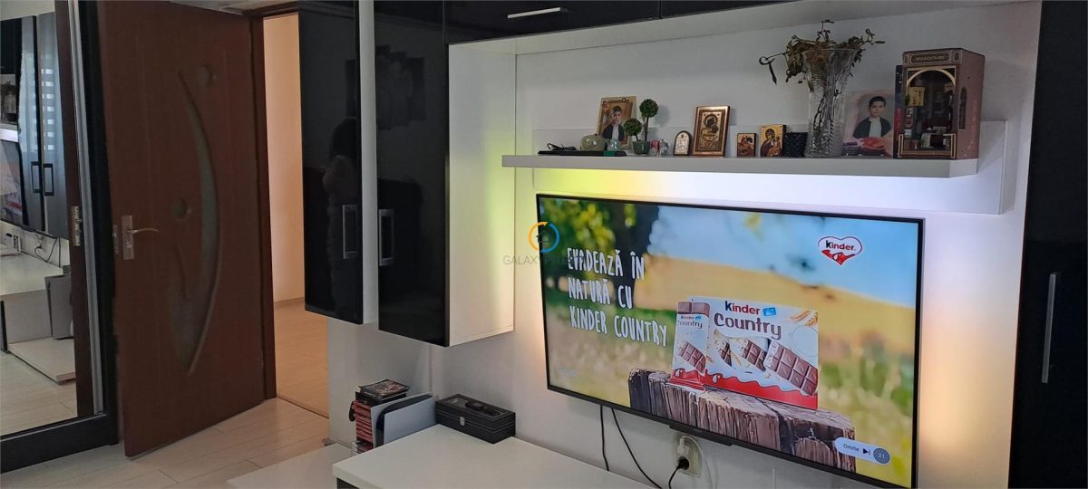 Apartament doua camere Nord, bloc stradal, mobilat, utilat - 