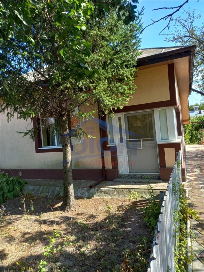 Casa locuibila si teren intravilan in Ulmeni - judetul Calarasi - foto 4