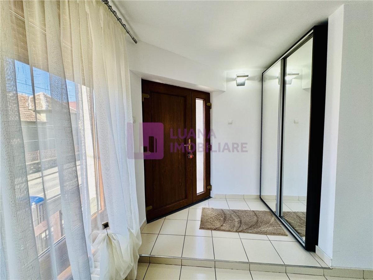 Casa individuala de inchiriat | zona Transilvaniei | garaj dublu | moderna | video - foto 4