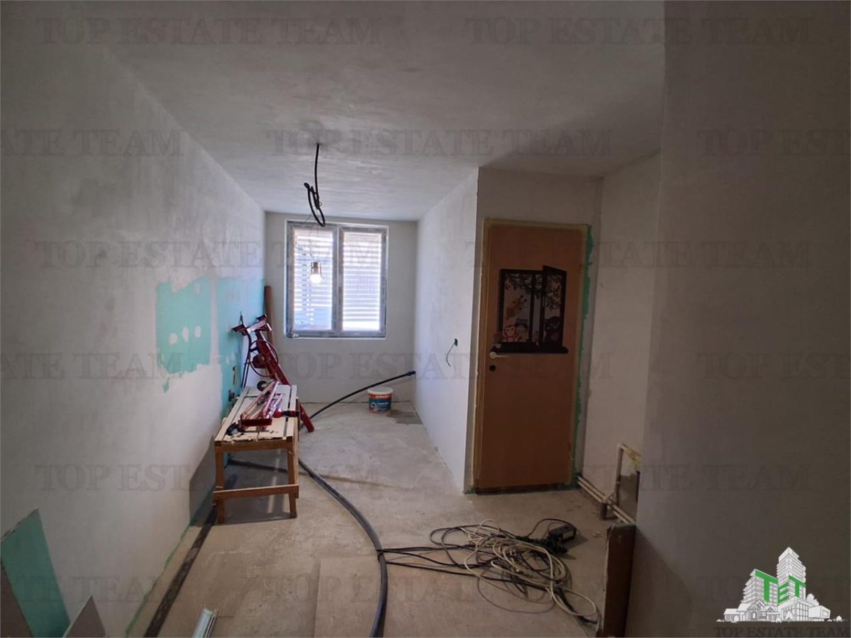 Casa cu 5 camere (include o anexa) in zona Giulesti-Sarbi-Sabareni - foto 7