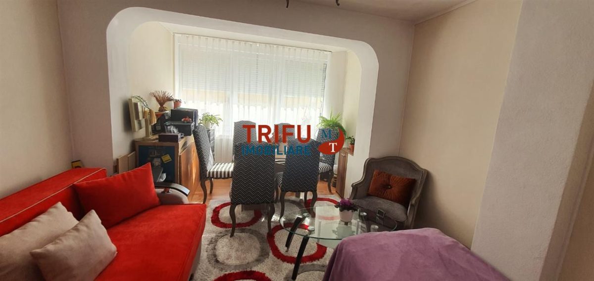 Oportunitate Excepțională: Apartament Spațios cu 4 Camere în Zona Centrală - 