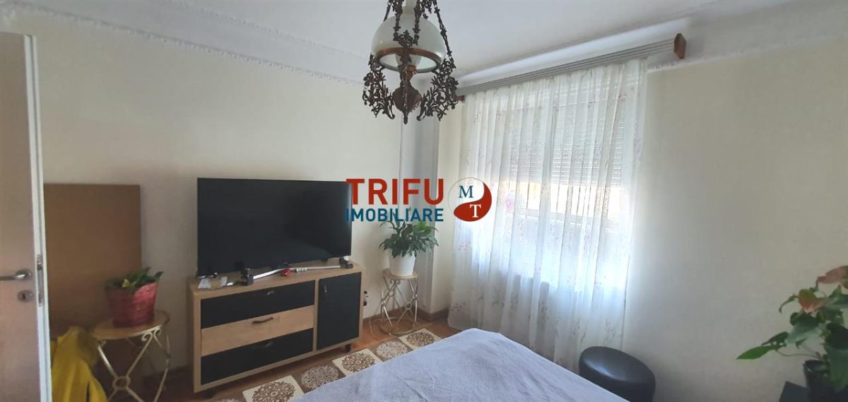 Oportunitate Excepțională: Apartament Spațios cu 4 Camere în Zona Centrală - foto 4