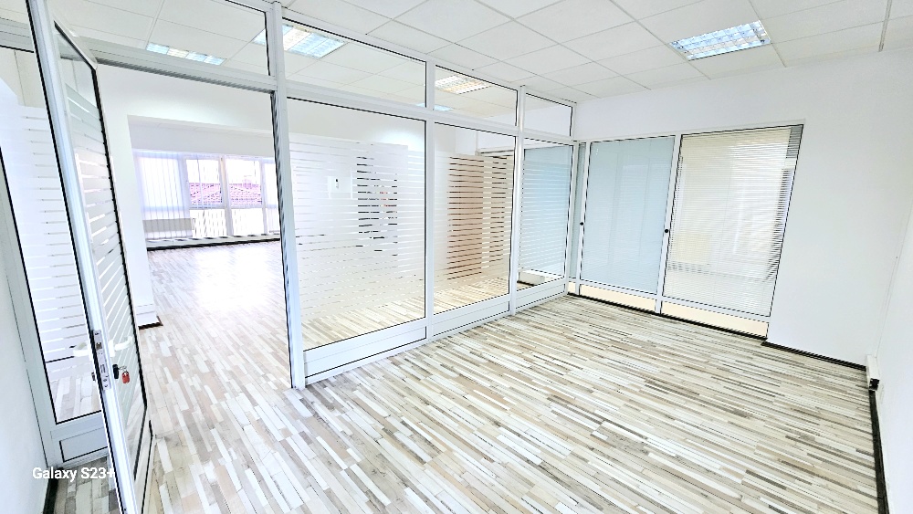 INCHIRIERE SPATIU BIROURI 109 mp zona DOMENII ION MIHALACHE  1 MAI SECTOR 1 - foto 3