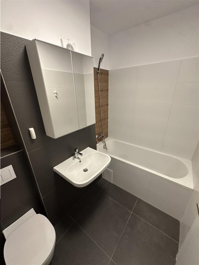 Mobilat si utilat bloc nou cu loc de parcare - foto 13