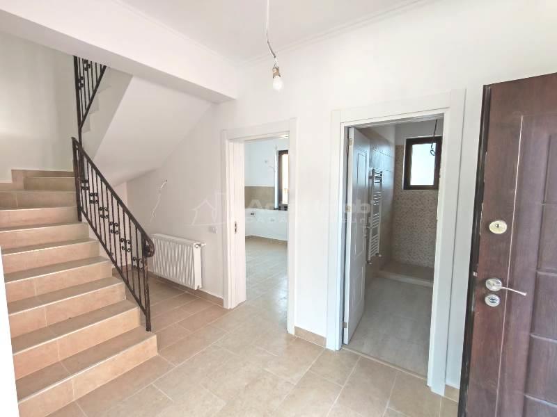 Casa- Vila - Prelungirea Ghencea -Cartierul Latin-149000E +TVA - Comision 0  - ACTE SI UTILITATI LA ZI ! - foto 15