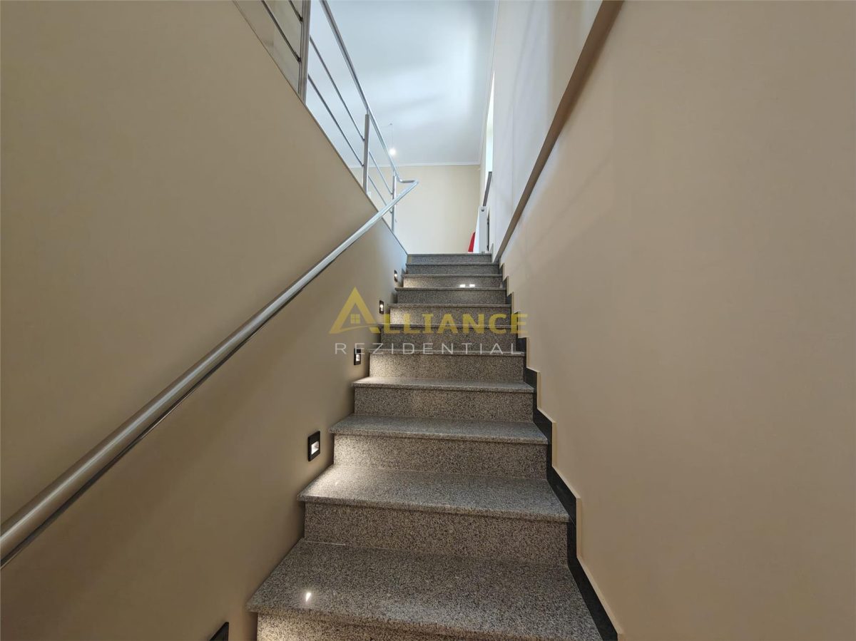 Vila P+E+M | 350 mp utili | Teren 450 mp | 9 camere |  Zona centrala com. Berceni - foto 13