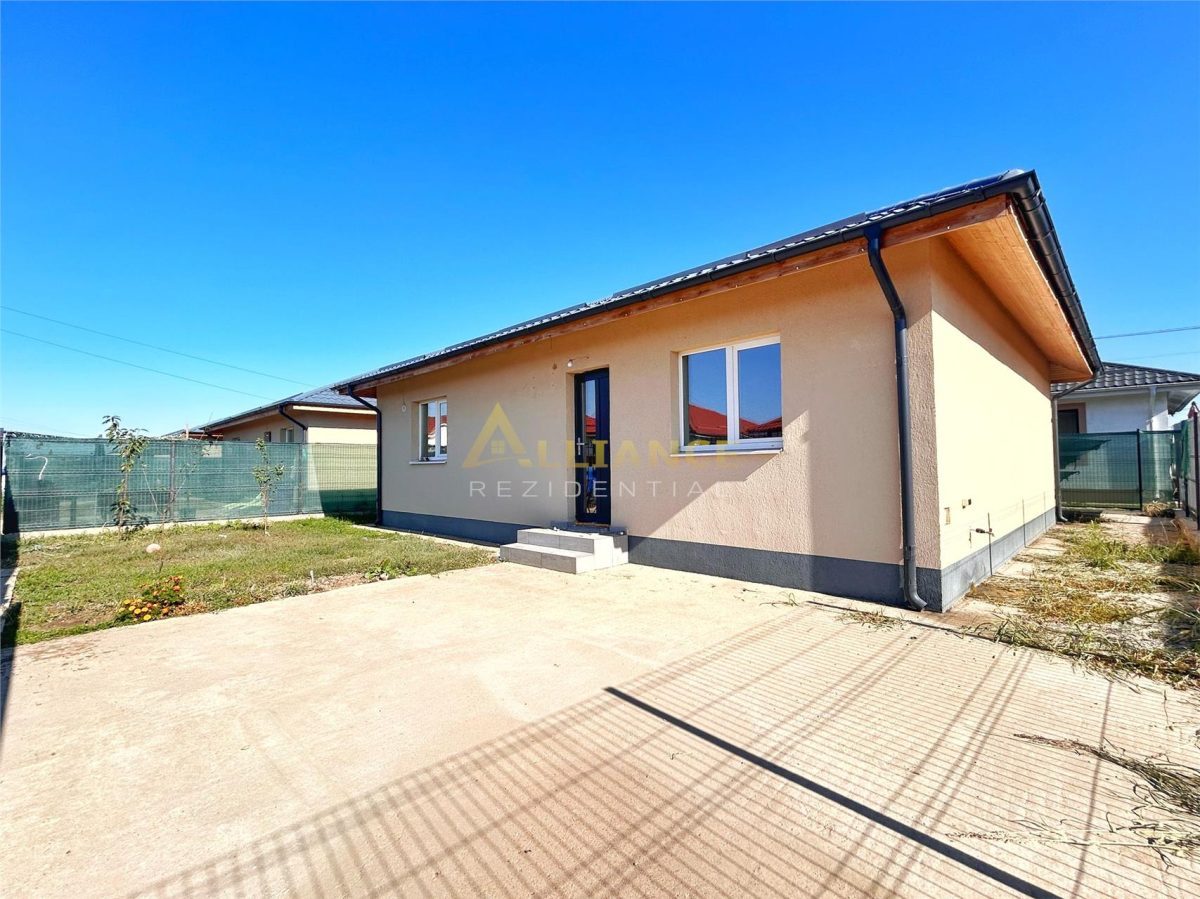 Casa individuala | P+Pod | 3 camere | Mobilata - 