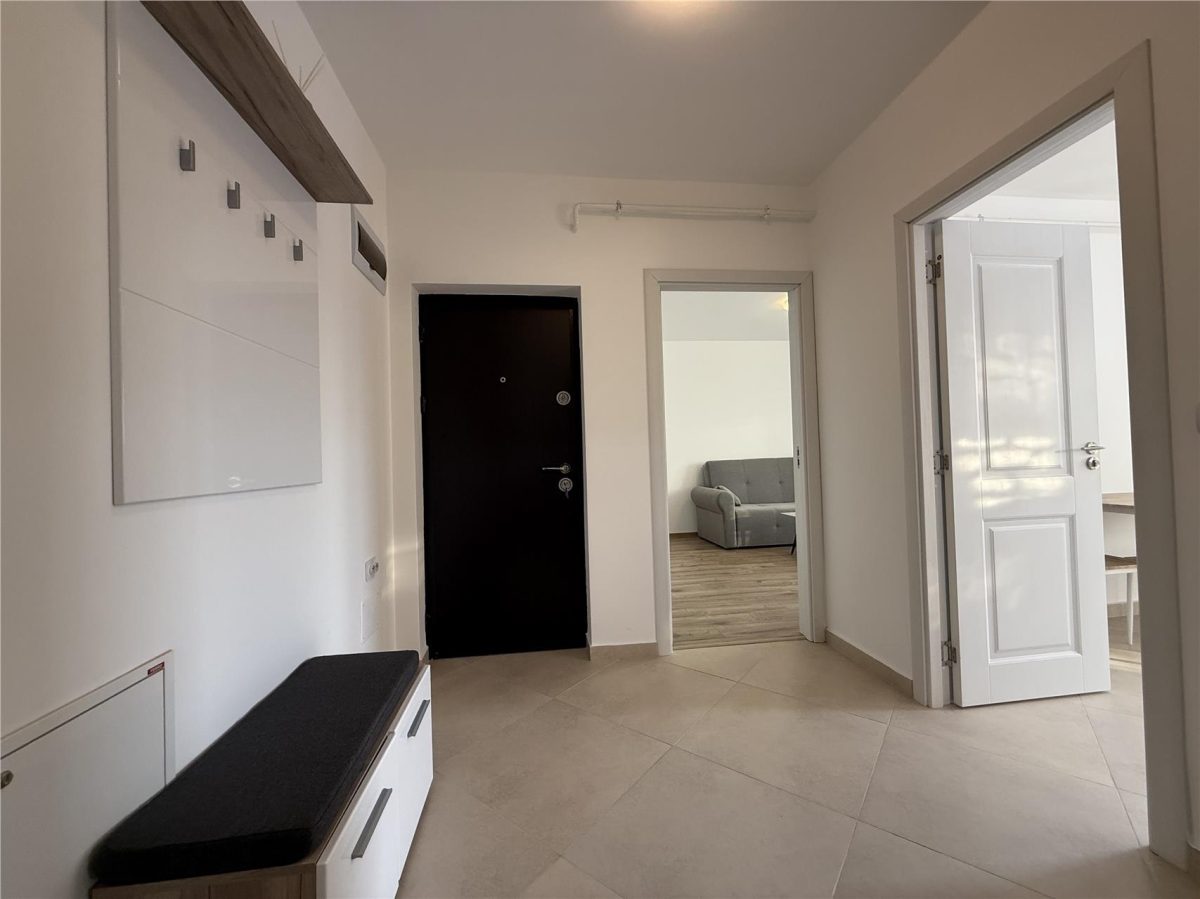 2 CAM , LUNCA CETATUII, DECOMANDAT , LOC PARCARE, PRIMA INCHIRIERE - foto 3