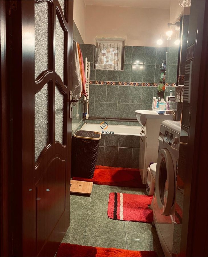 Apartament Decomandat cu centrala zona Buziasului - foto 6