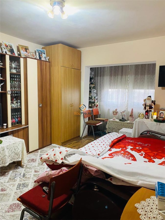 Apartament Decomandat cu centrala zona Buziasului - foto 8