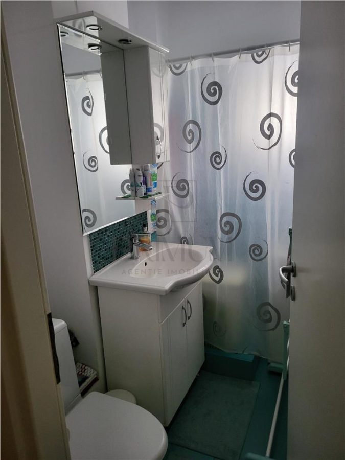 BARNUTIU | 4 CAM | DECOMANDAT | ET.3 | LIFT | 2 BAI | 2 BALCOANE | SPATIOS - foto 5