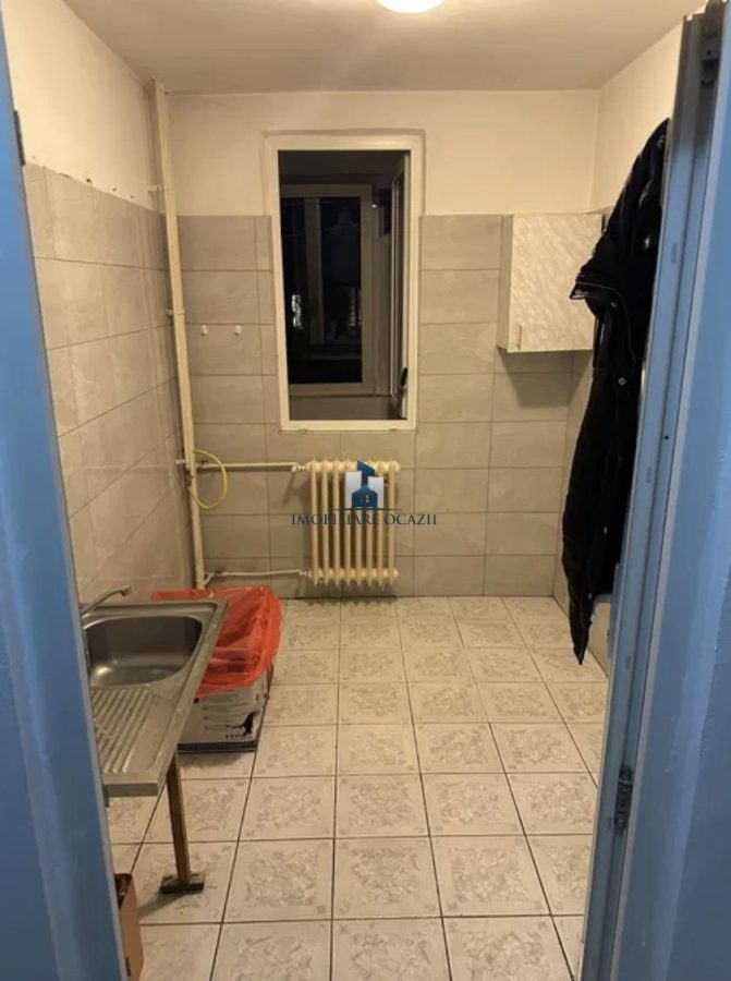 Inchiriere Apartament 2 Camere Decomandat Aparatorii Patriei-Raul Sadului - foto 8