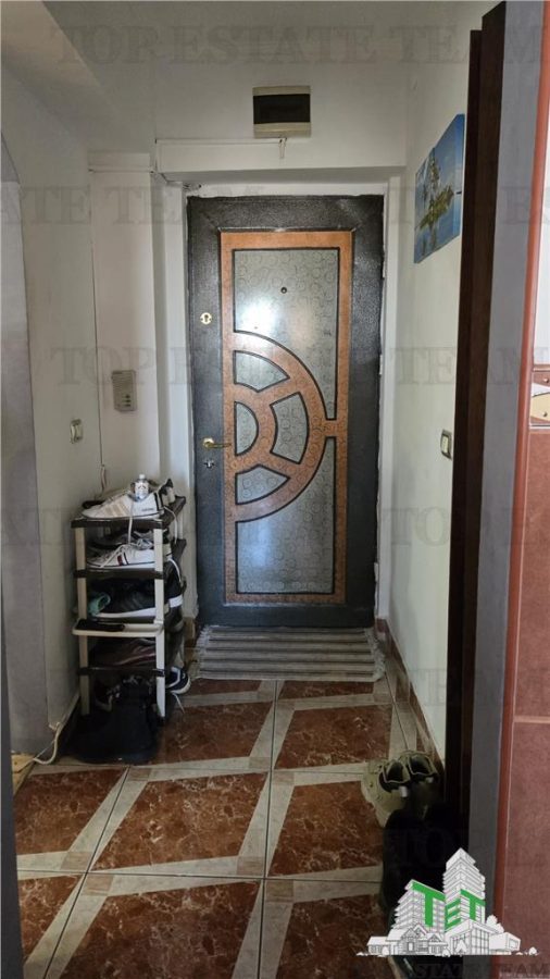 Apartament luminos de vanzare cu 2 camere in zona Crangasi - foto 3