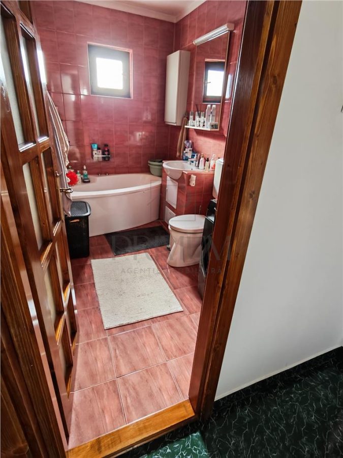 C.STUDENTESC | 3 CAM | DECOMANDAT | 2 BAI | 2 BALCOANE | BOXA | CENTRALA - foto 8