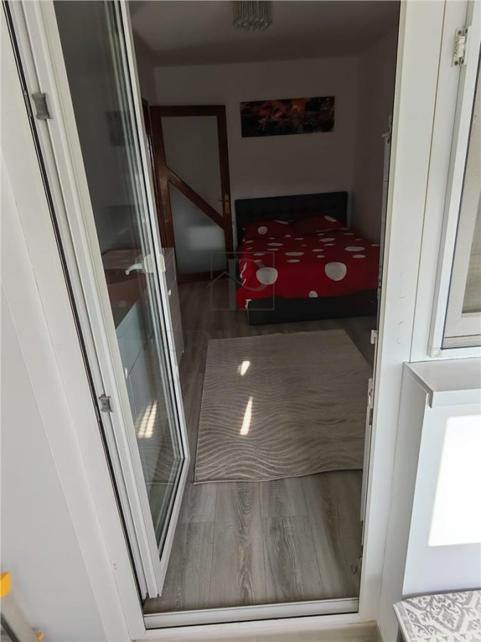 C.STUDENTESC | 3 CAM | DECOMANDAT | 2 BAI | 2 BALCOANE | BOXA | CENTRALA - foto 10