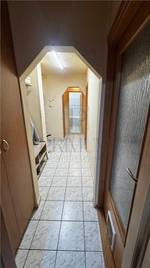 SOARELUI | 4 CAM | ET.1 | DECOMANDAT | 2 BAI | ANVELOPAT | ZONA EXCELENTA - foto 11