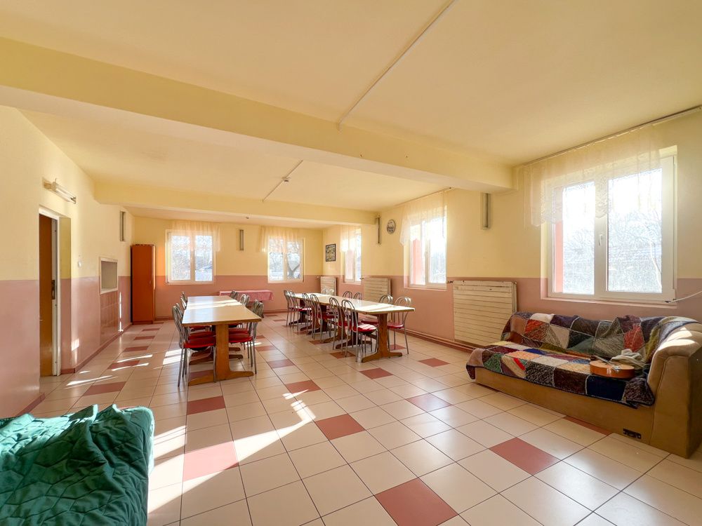 Oferim spre vanzare cladire + teren in Arpasu de Sus, Sibiu - foto 2