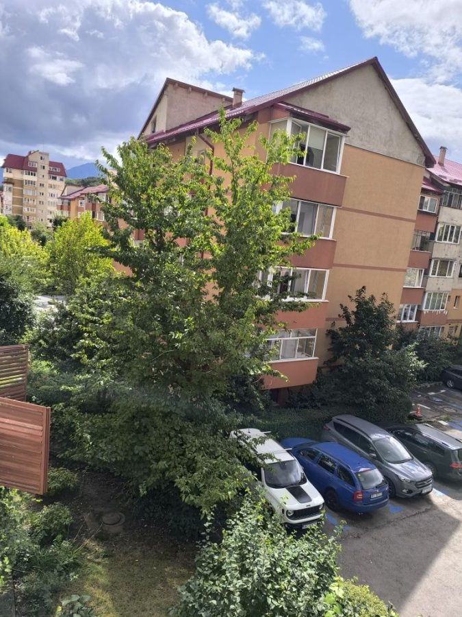 Apartament cu 3 camere, 64 mp, situat în zona Răcădău – Etaj 1, parcare + boxă - Brasov