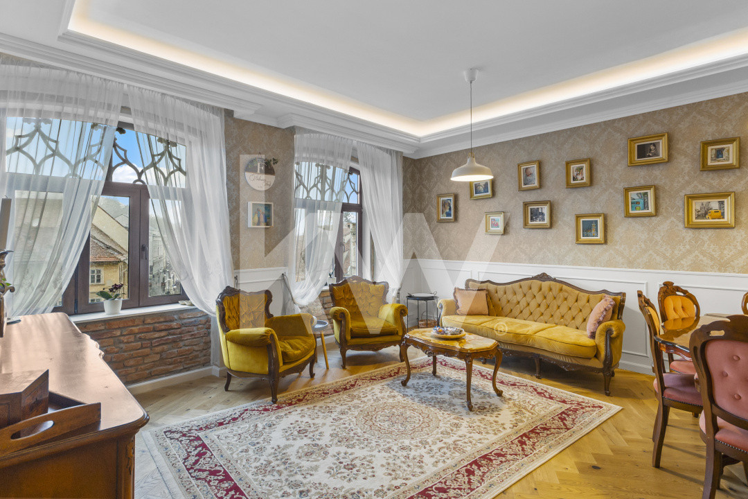 Apartament unic în Centrul Istoric | 142 mp | Terasă cu vedere spre Tâmpa | - Brasov