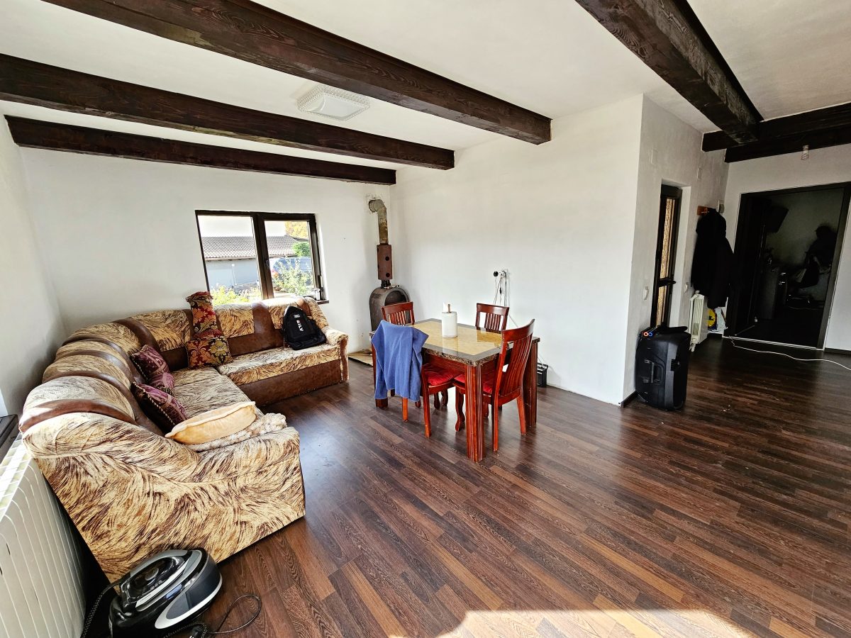 Casa semifinisata in zona pitoreasca, langa padure, 450 mp teren, Sard - foto 4