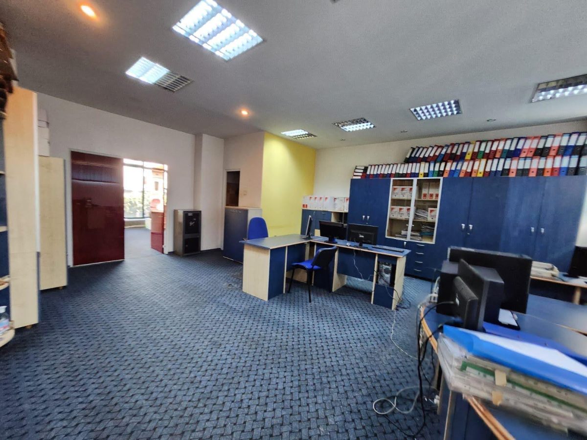 Spatii de birouri, 123 mp, ultracentral, etaj 1 - Alba Iulia