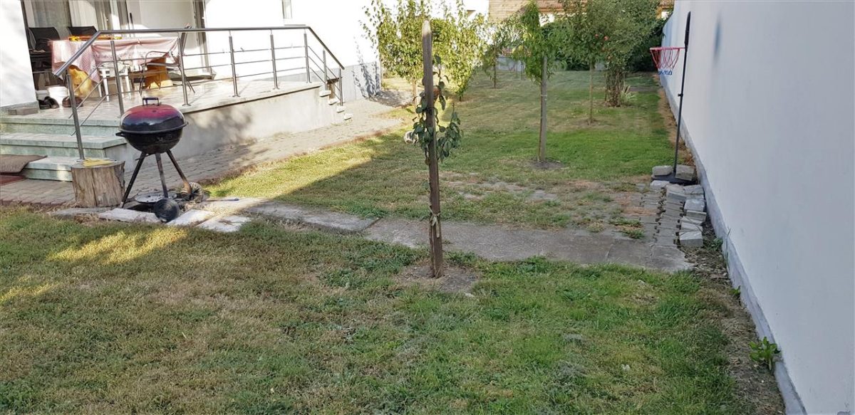 Casa  5 camere  2 garaje  780 mp teren Zona Schit - foto 5