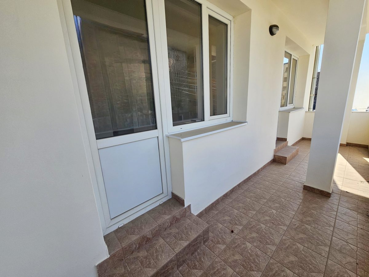Apartament cu o camera, 40 mp utili + balcon 10 mp, etaj 1, Cetate - foto 4