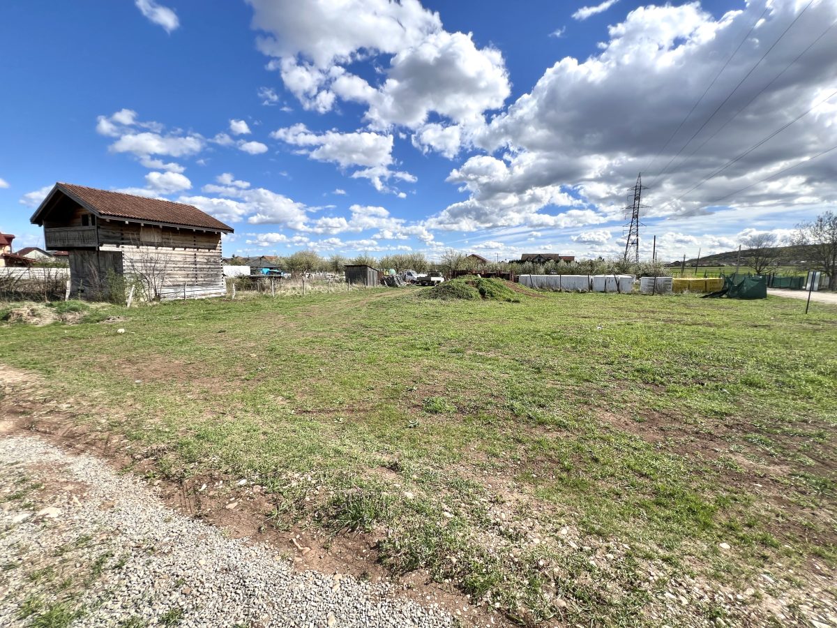 Teren de vanzare, 34ml deschidere, 1100mp teren, zona Micesti - foto 3