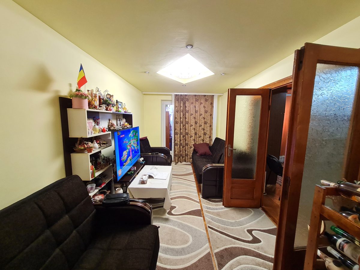 Apartament 3 Camere, 75 mp, Decomandat, Zona Cetate - Alba Iulia