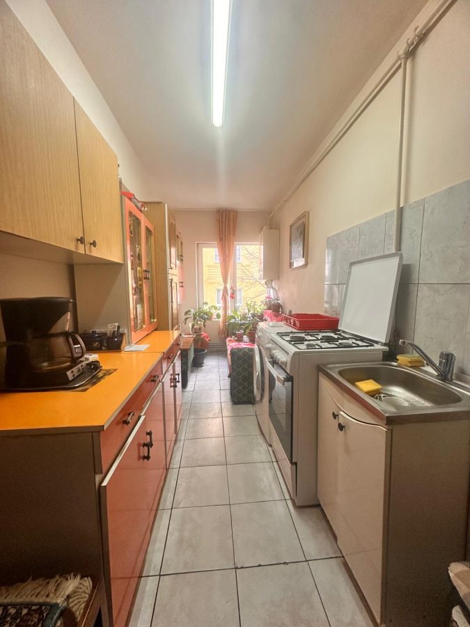 Garsoniera Etaj 1, Zona Cetate, Decomandata - foto 2