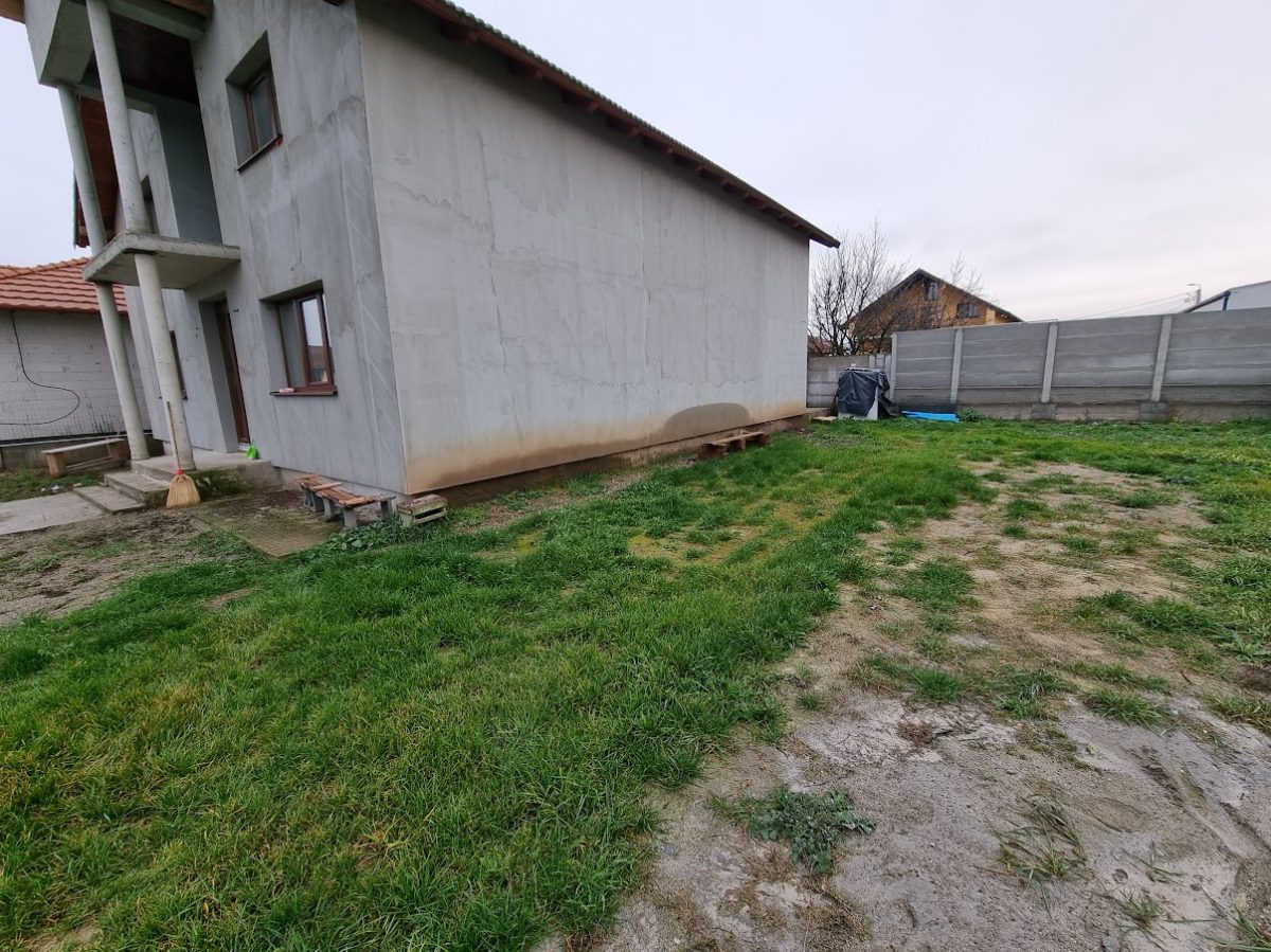 Casa Individuala 6 Camere, Zona Barabant - foto 3