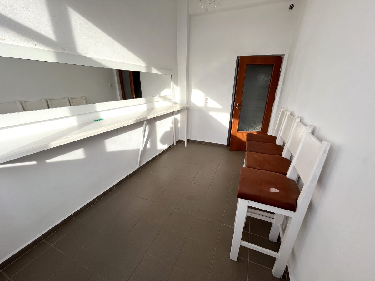 Spatii birouri, 3 Camere, Zona Dedeman - Alba Iulia