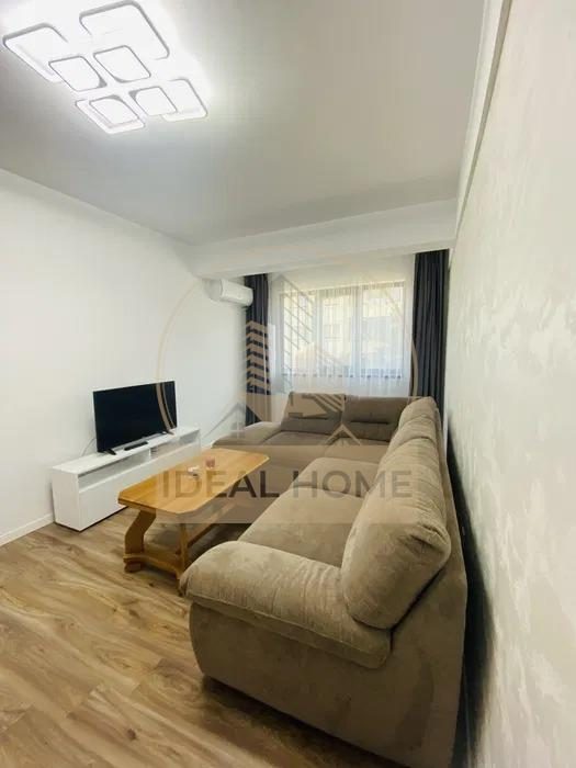 Galata- 2 Camere Decomandat - Bloc Nou - 