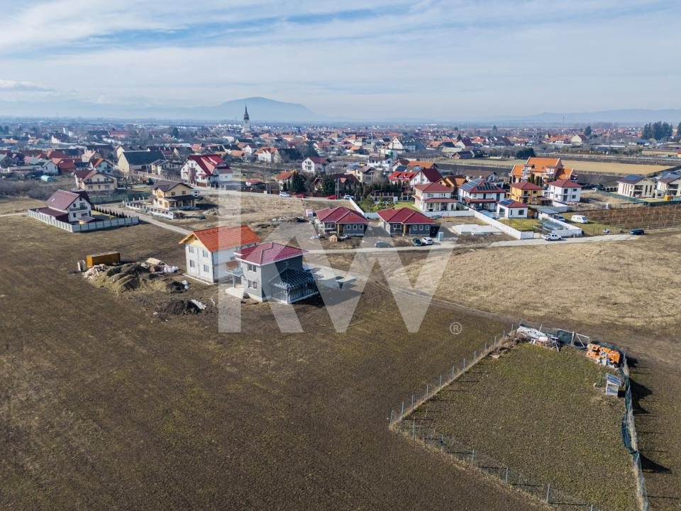 Teren intravilan 585mp Sânpetru, panoramă Lempes si padure, Comision 0% - foto 10