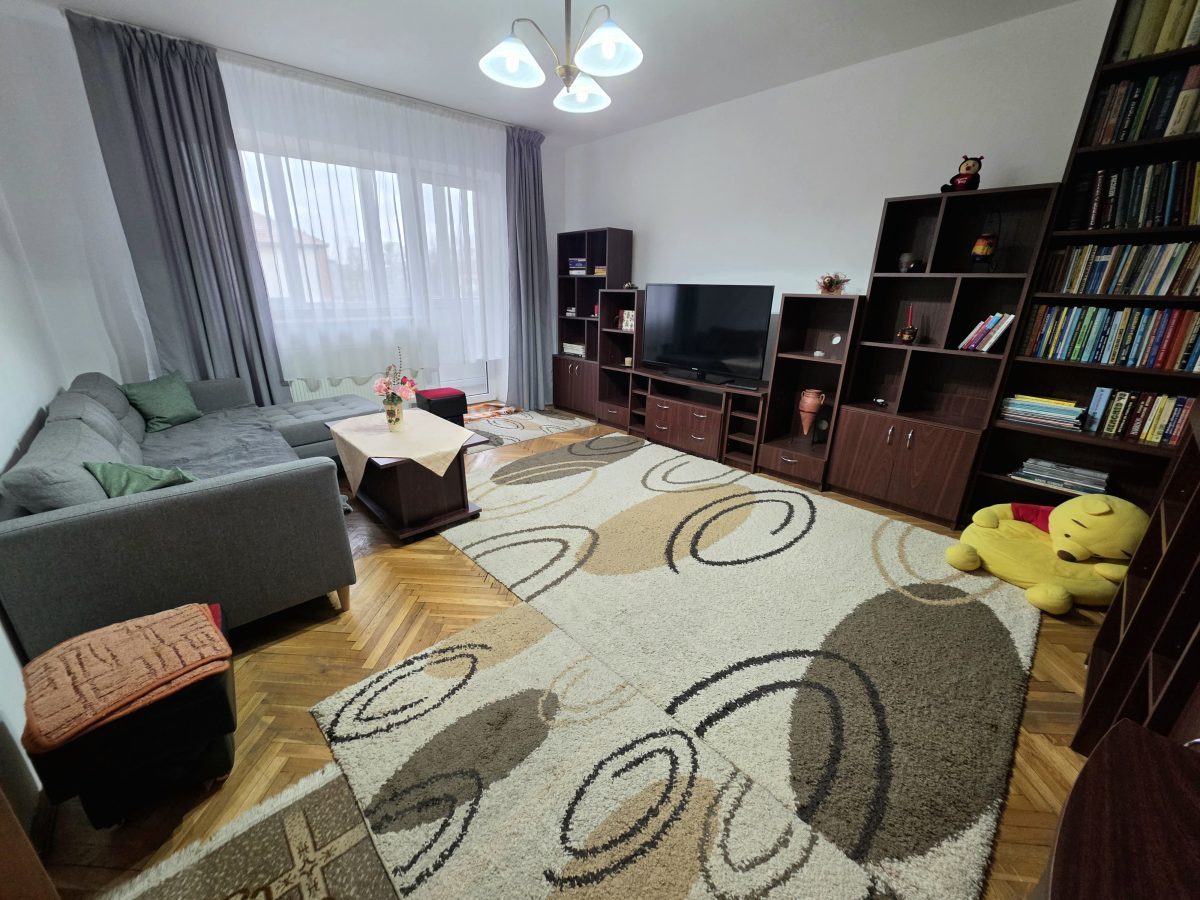 Apartament 3 Camere de Inchiriat Strada Closca - foto 2