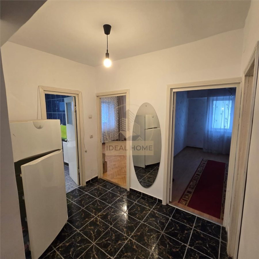 Cug - Selgros - 3 Camere Decomandat - Etaj Intermediar -Bloc 1990 - 80 Mp - foto 4