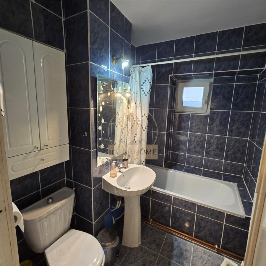 Cug - Selgros - 3 Camere Decomandat - Etaj Intermediar -Bloc 1990 - 80 Mp - foto 8