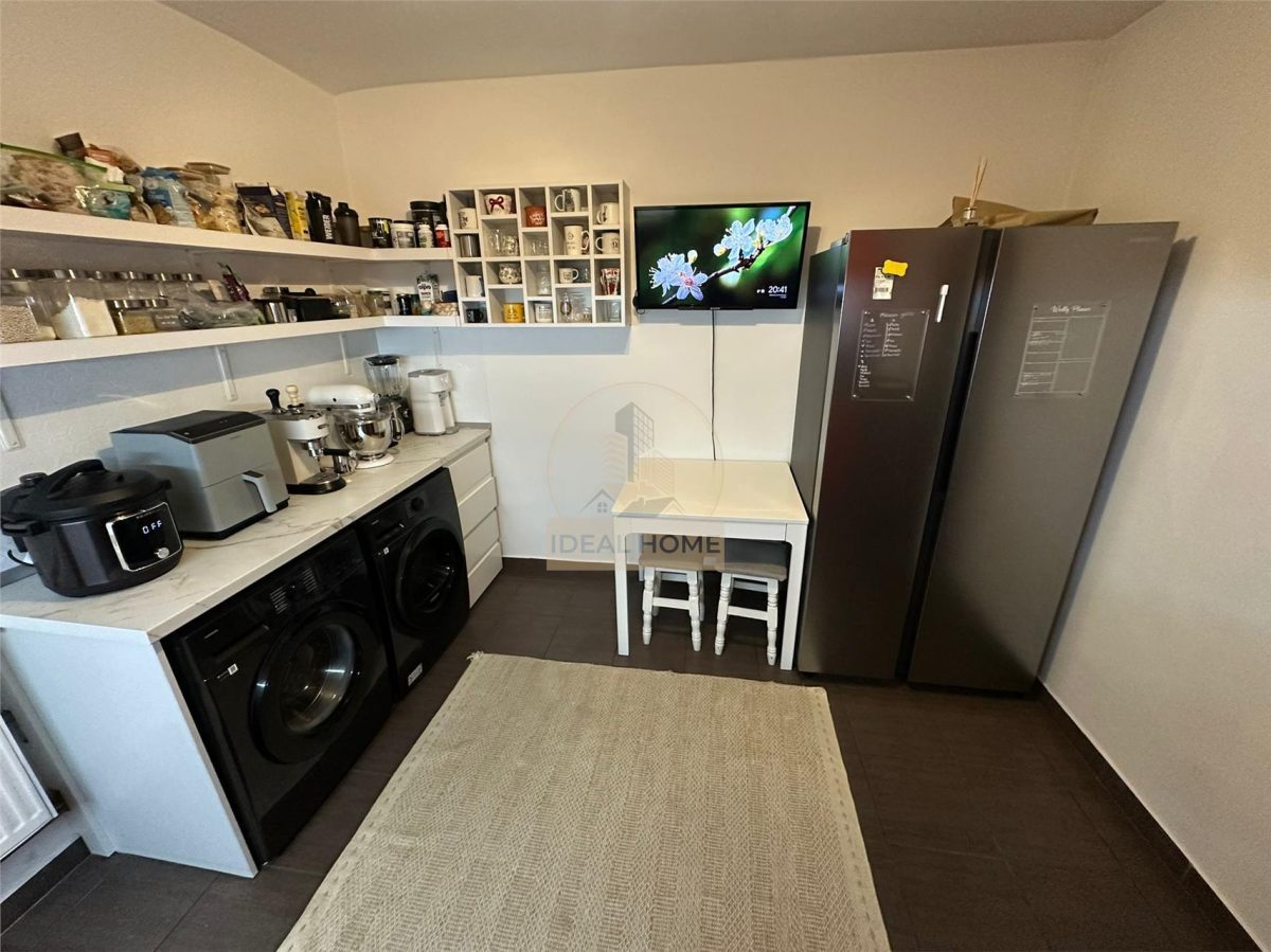 Cug - Selgros - 2 Camere Decomandat - Bloc 1985 - foto 13