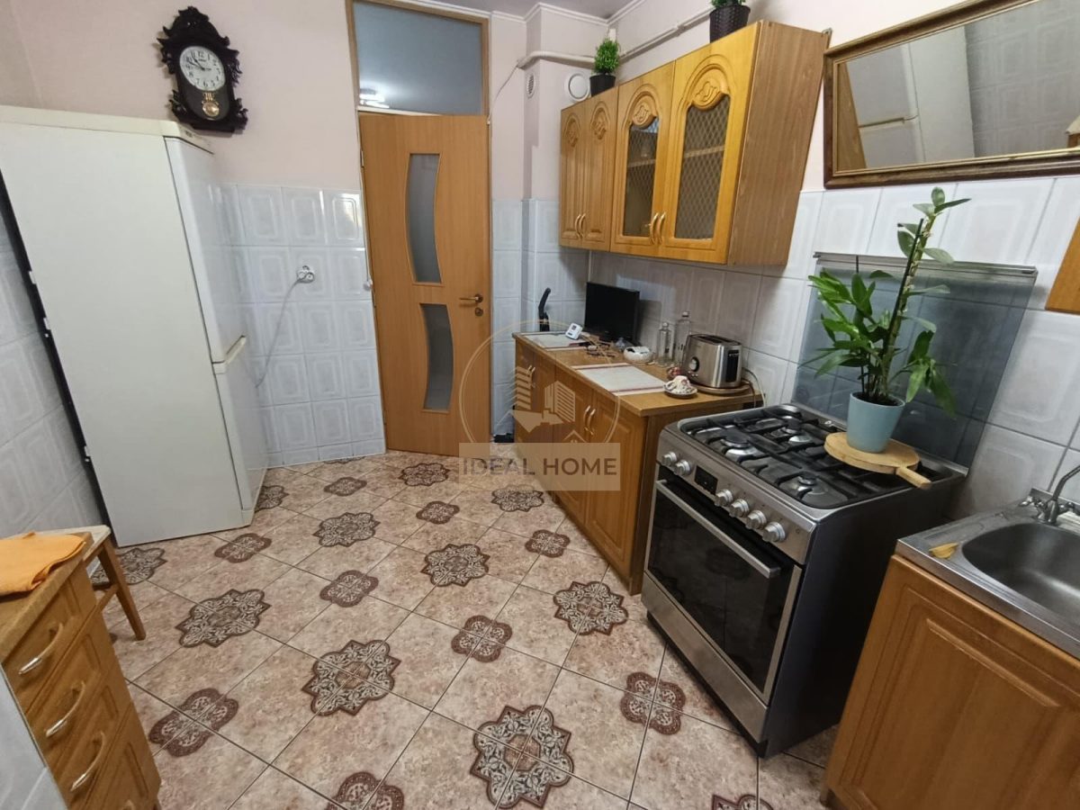 2 CAMERE DECOMANDAT SPATIOS - ETAJ 1 - BOXA - PACURARI - foto 4
