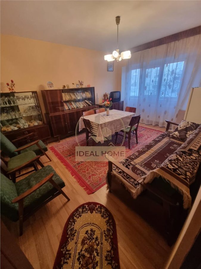 Apartament 4 camere decomandat - etajul 2 - bloc din 1980 - 90 mp - foto 3