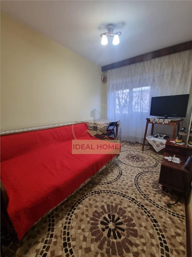 Apartament 4 camere decomandat - etajul 2 - bloc din 1980 - 90 mp - foto 8