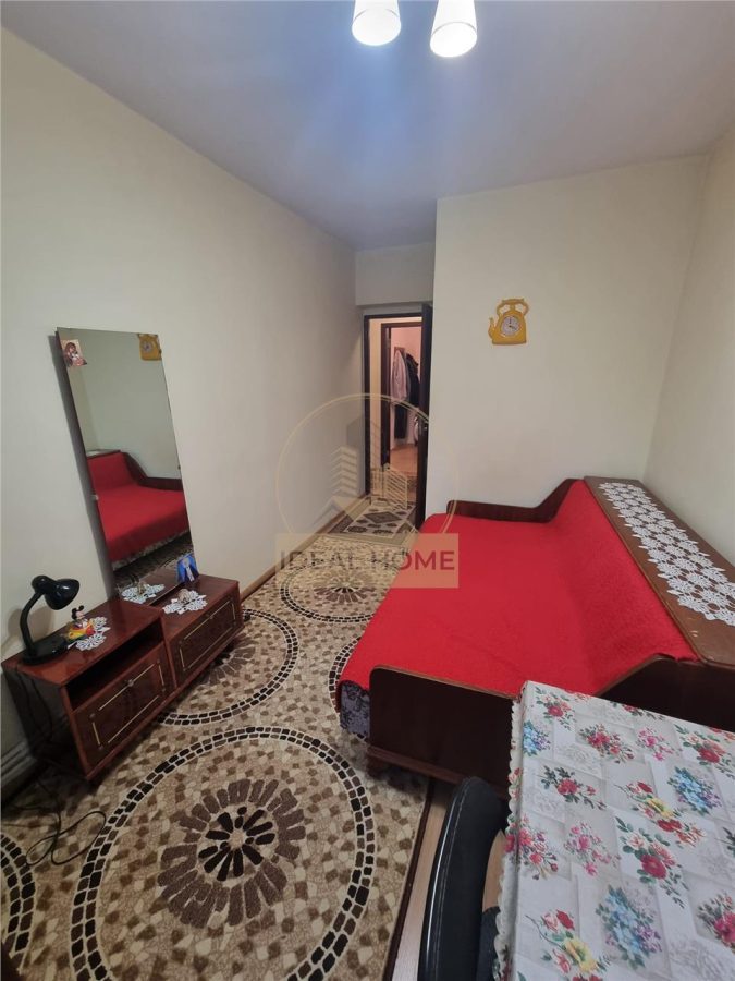 Apartament 4 camere decomandat - etajul 2 - bloc din 1980 - 90 mp - foto 9