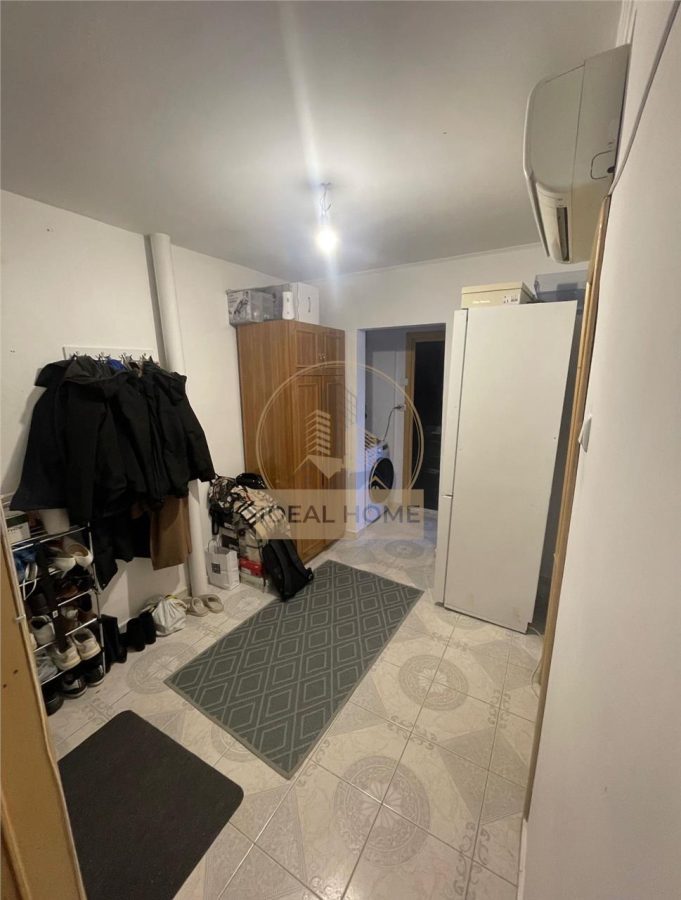 Nicolina - 2 Camere Decomandat - Etaj 2 - 52 Mp - Bloc 1985 - foto 2