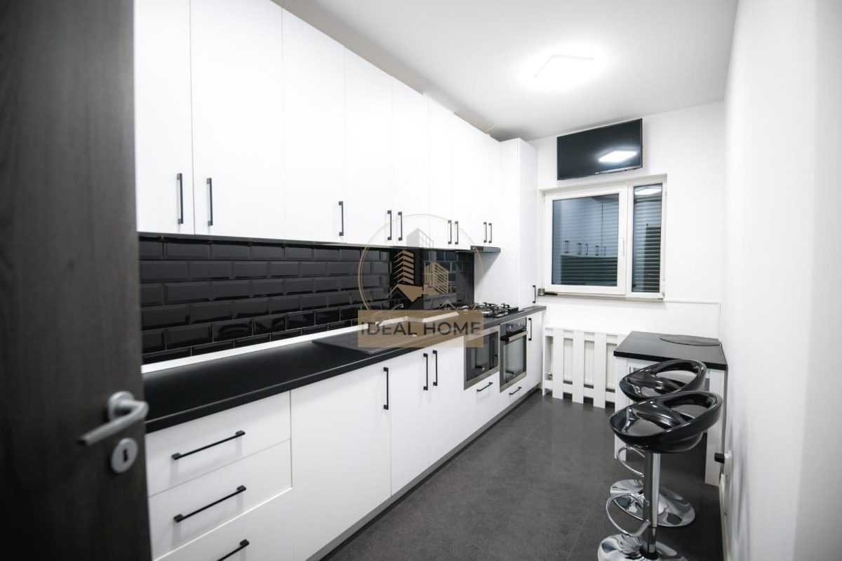 Copou - 3 Camere Decomandat - Etaj 2 - Bloc 2012 - foto 3