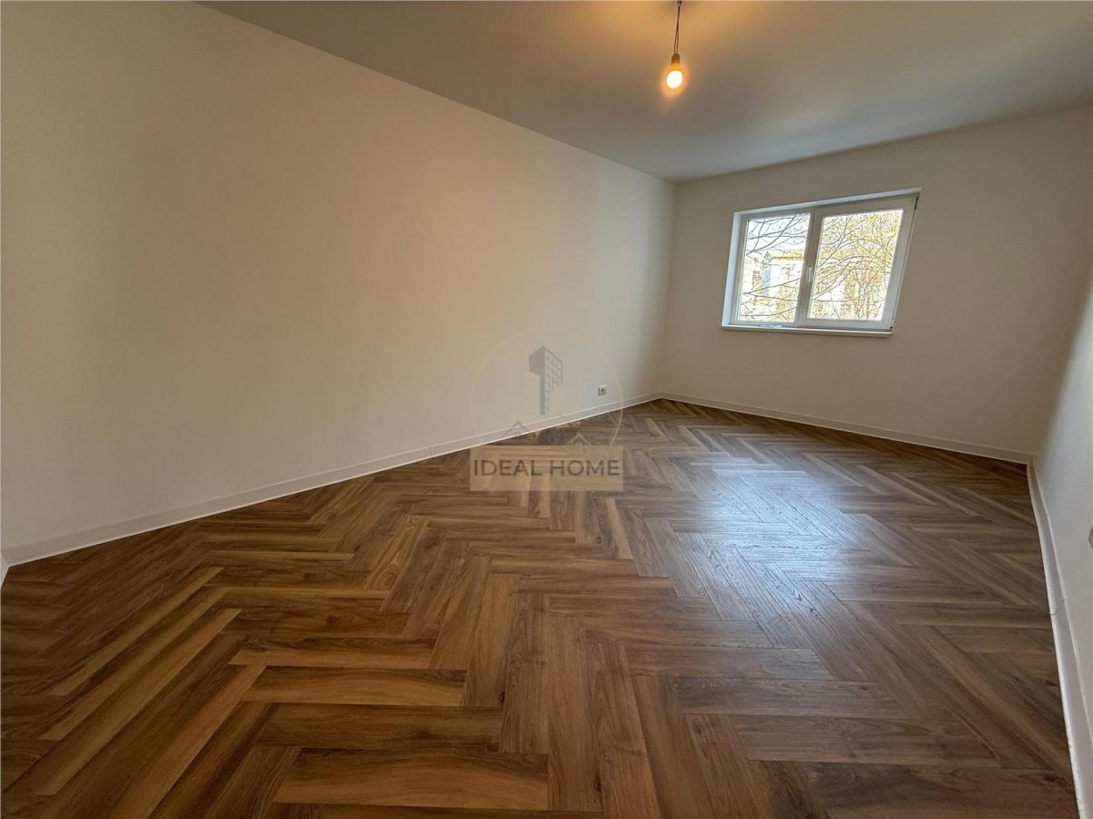 Nicolina- Lidl - 3 Camere Decomandat - Renovat Lux - Etaj 2 - Bloc 1984 - foto 2