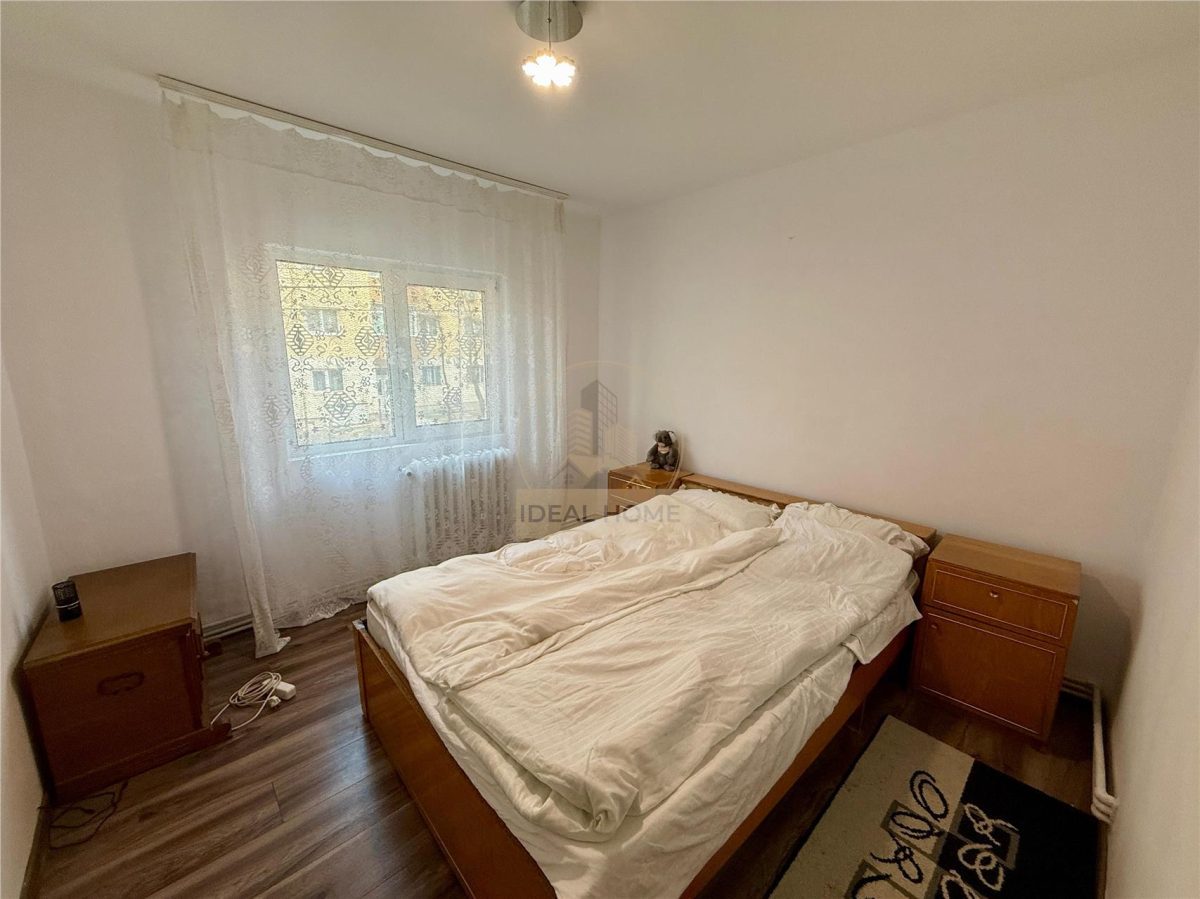 Petru Poni - 3 Camere Decomandat - Mobilat/Utilat - Bloc dupa 80 - foto 3